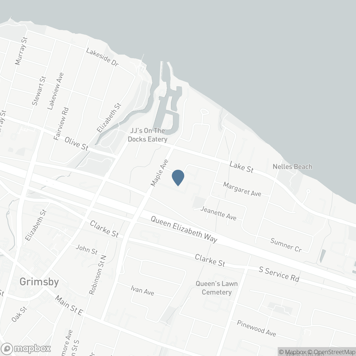 16 RED HAVEN Drive, Grimsby, Ontario L3M 5J7
